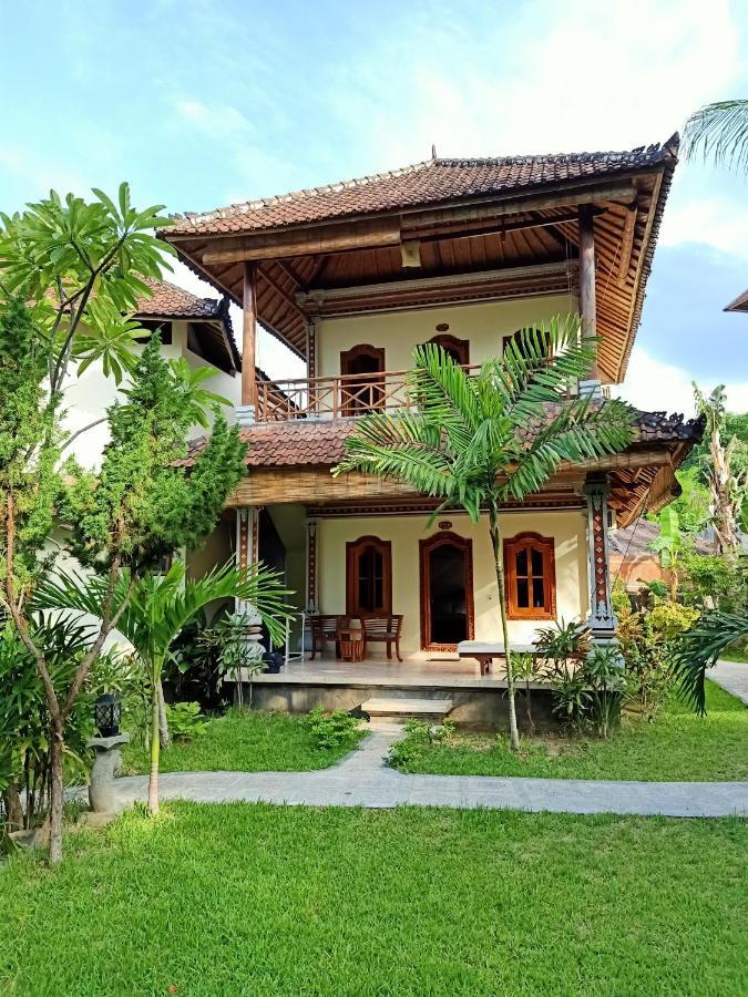Отель Ganesha Amed Экстерьер фото